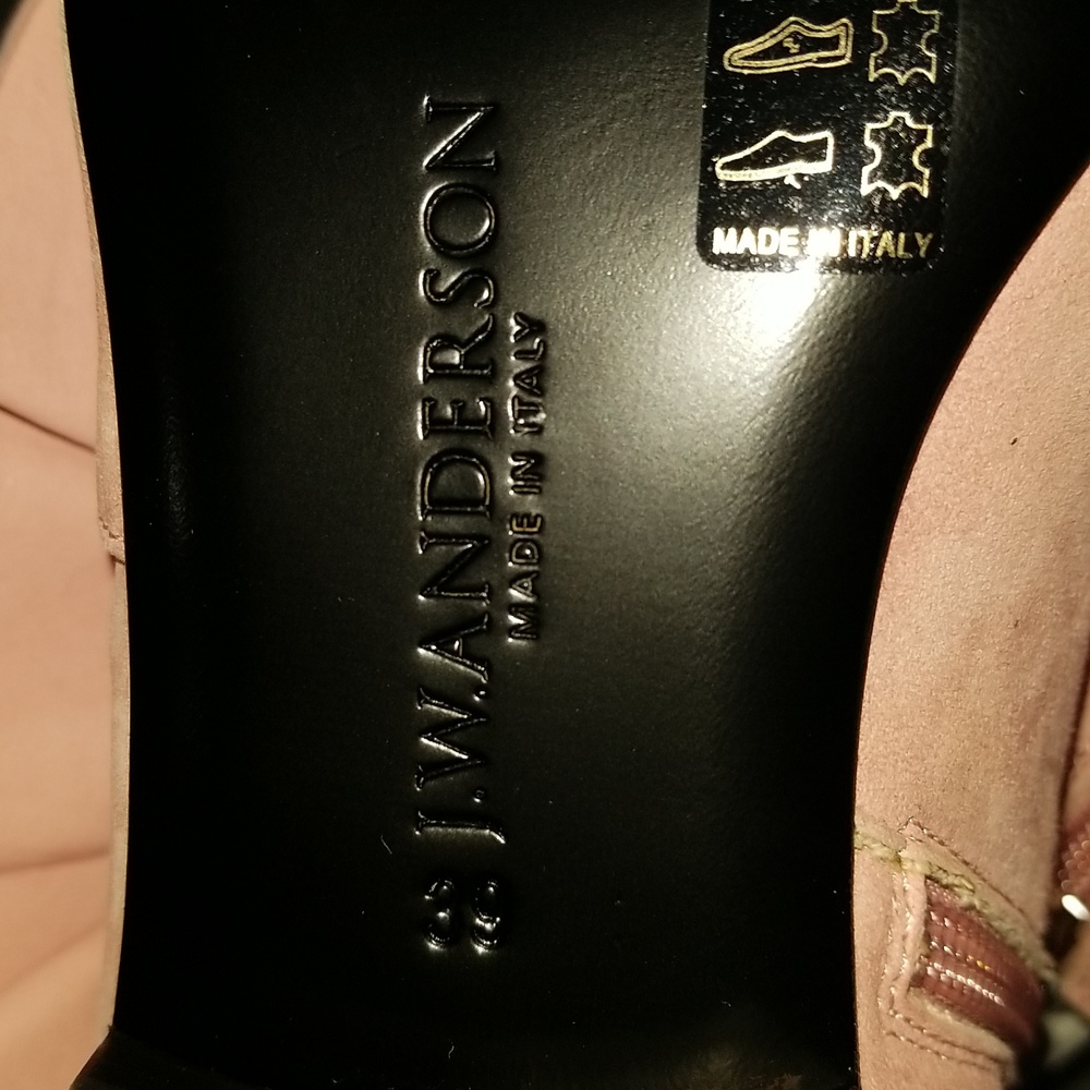 JW ANDERSON Pink Suede Ruffle Ankle Booties - Picture 3 of 5